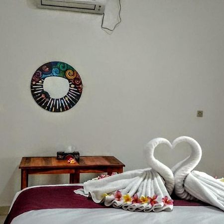 Vina Bungalow Toyapakeh Esterno foto